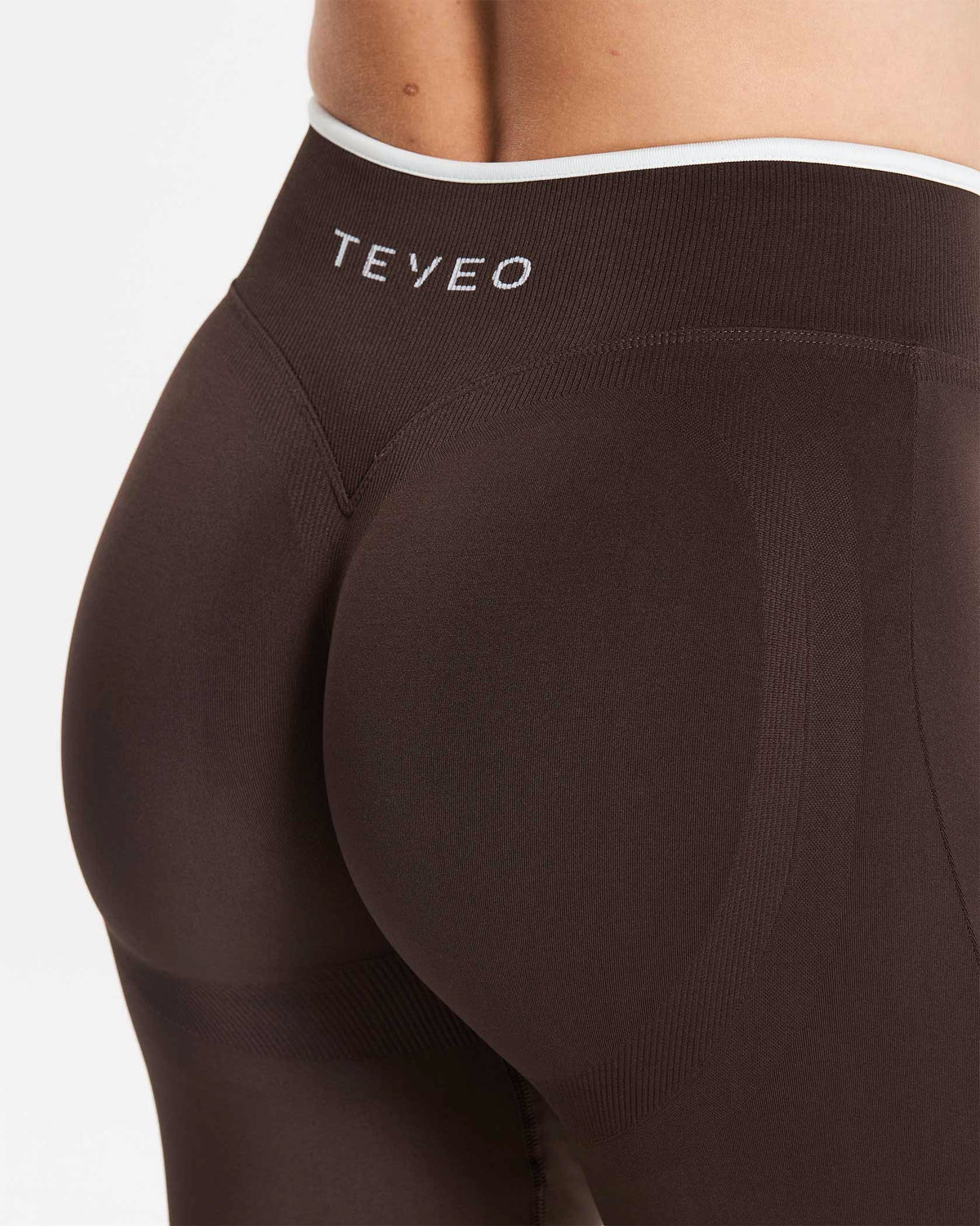 Pantalon Straight Leg Sculpt Scrunch Contrastline coupe longue « Espresso »