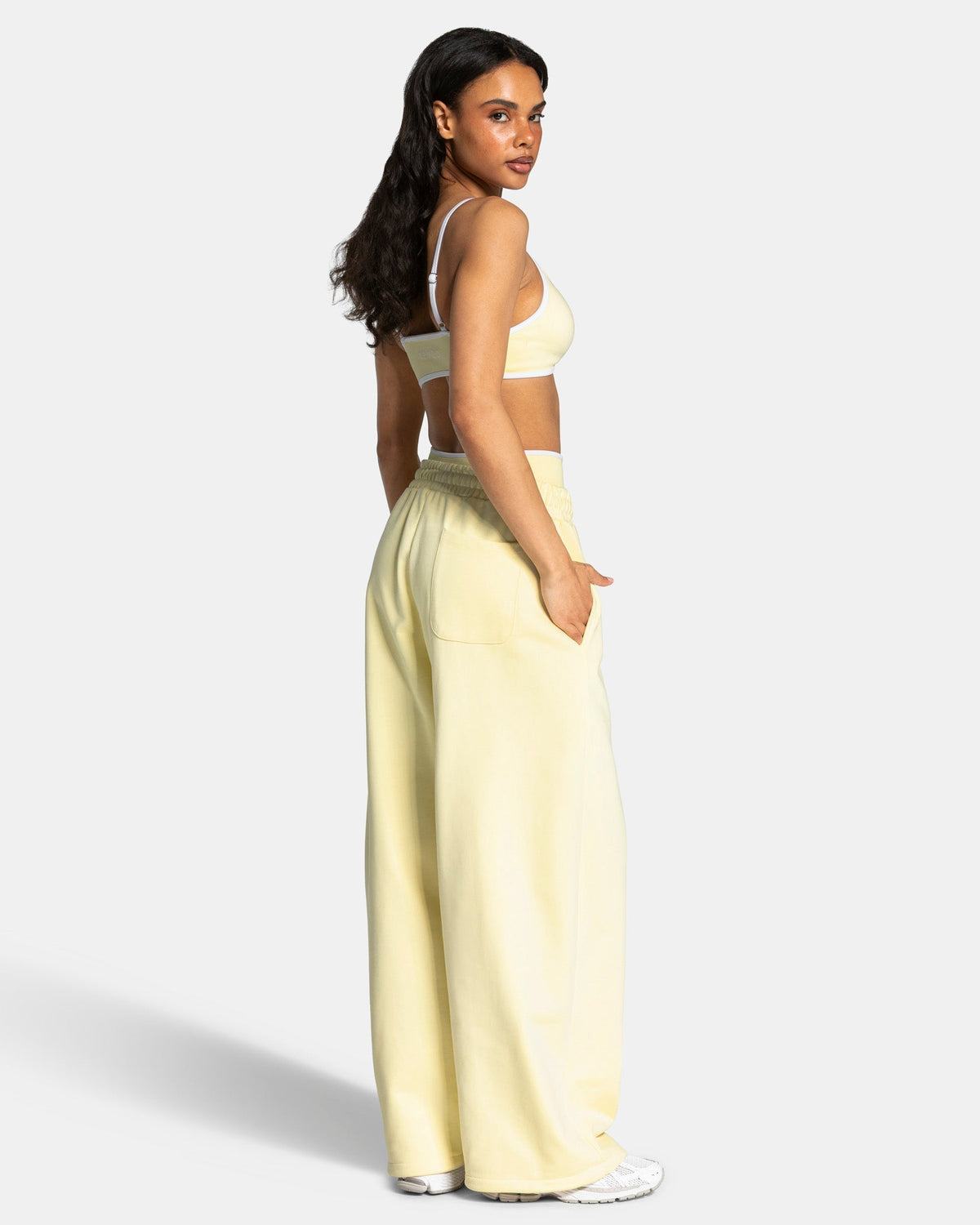 Pantalon de jogging Contrastline Wide Leg « Butter Yellow »