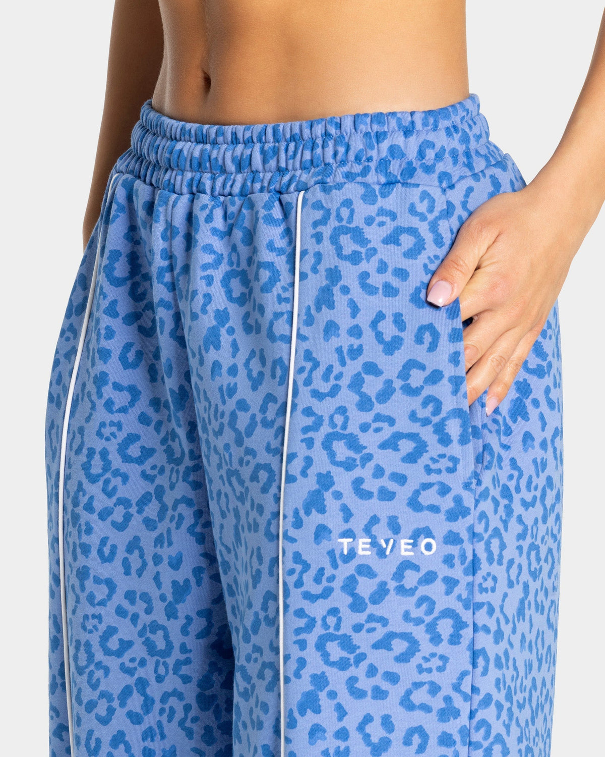 Pantalon de jogging Wide Leg Contrastline « Léopard Azure »