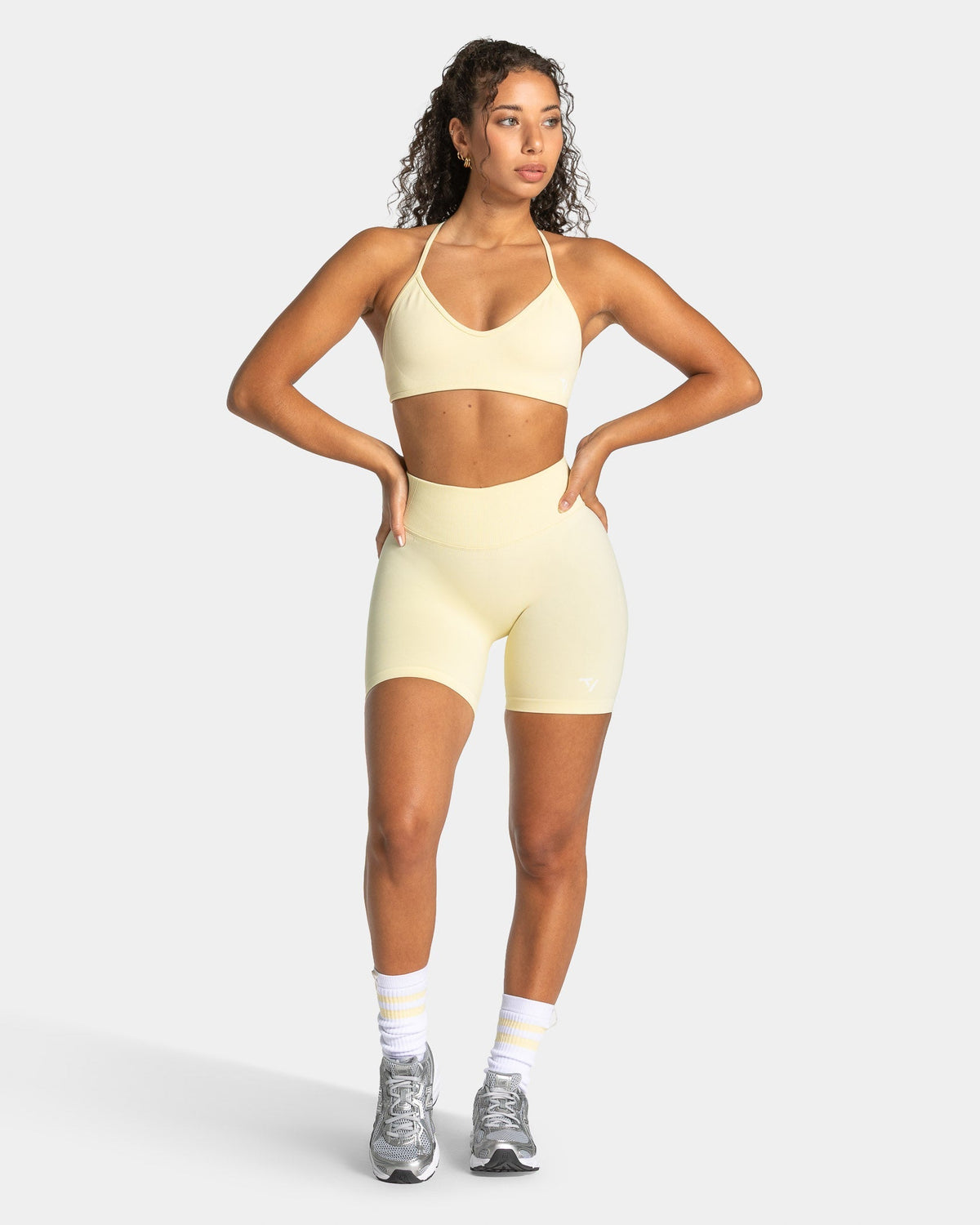 Short Sculpt Scrunch Lift « Butter Yellow »