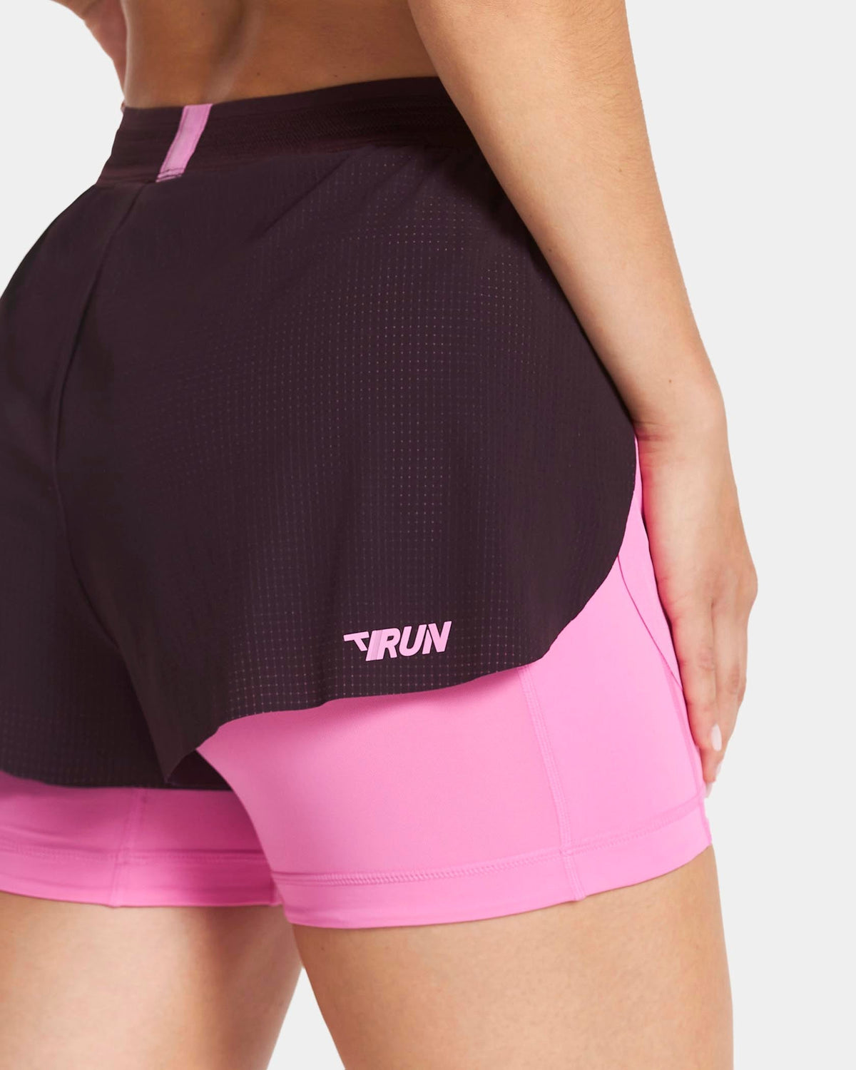 Short 2-en-1 RUN 5 pouces « Merlot - Boost Pink »