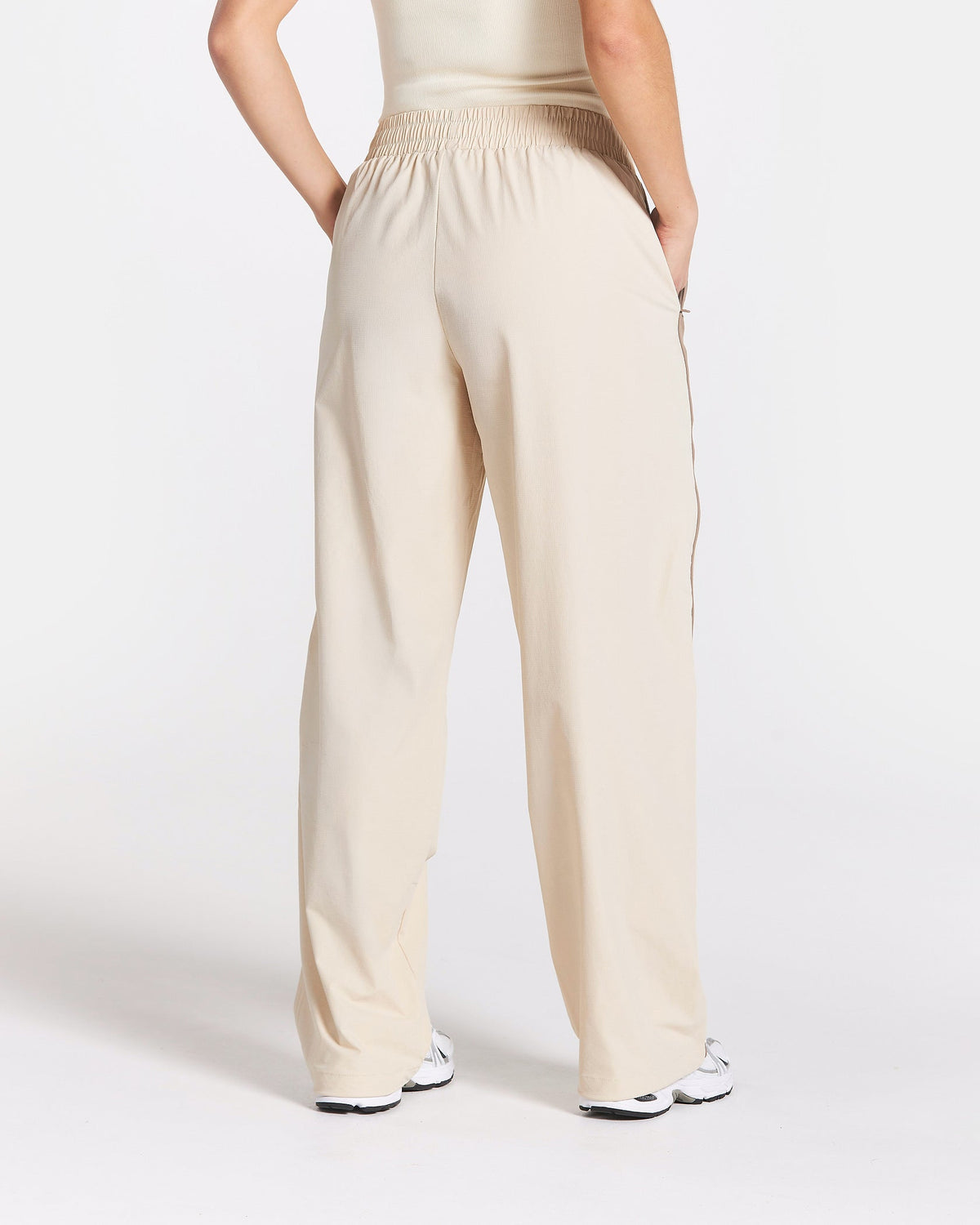 Pantalon à jambe droite Track « blanc cassé »